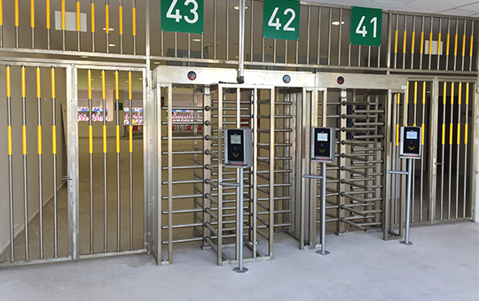Record Maxima Full Height  Turnstile gate entrance